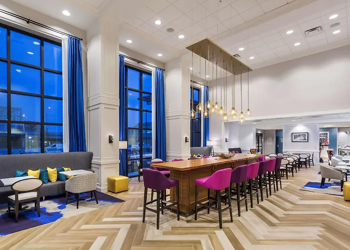 Premier Luxury Hotels in Newport Beach